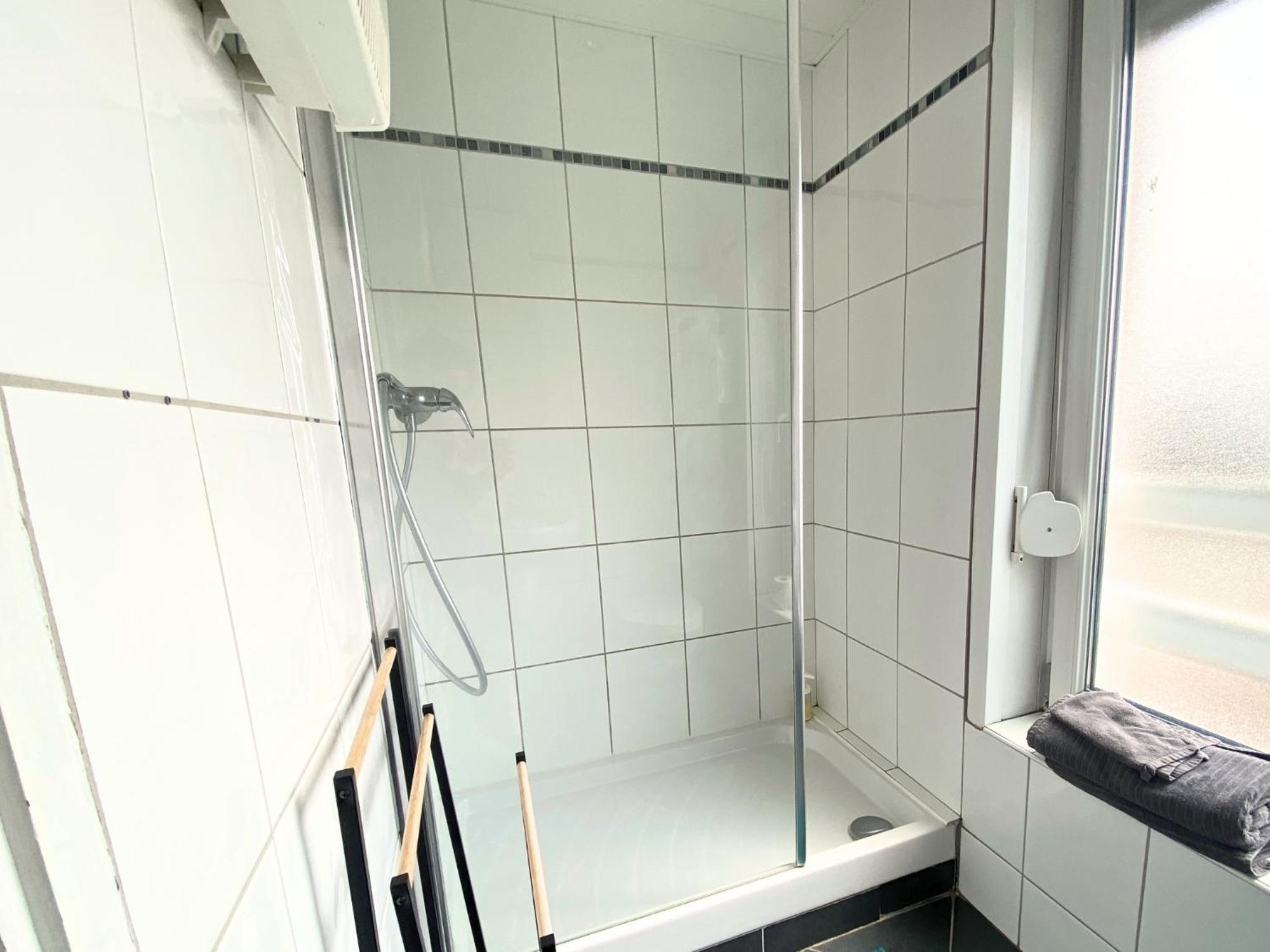 Studios & Appartements Confortables Au Centre De Bourbourg - Gare A Proximite Værelse billede